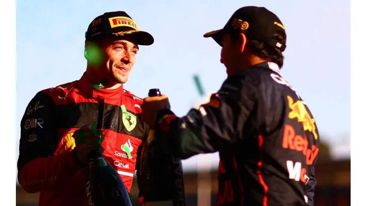 Excampeón de Formula 1 le aconsejó a Leclerc ser como Checo
