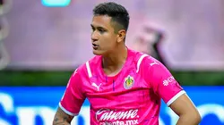 Raúl Gudiño acaba con los rumores sobre su futuro en Chivas.