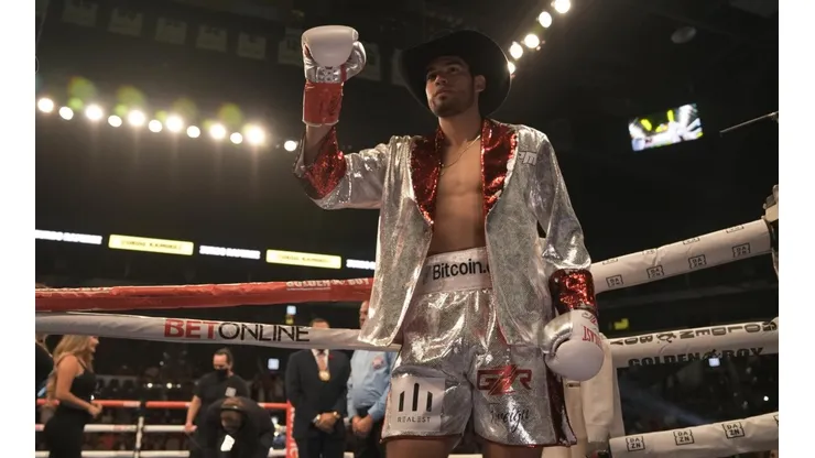 El Zurdo Ramírez se cree capaz de vencer tanto a Canelo Álvarez como a Dmitry Bivol