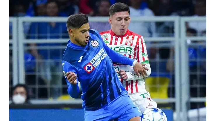 Cruz Azul y Necaxa chocan por la Reclasificación.