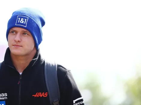 Mick Schumacher se sinceró sobre la renovación Sainz con Ferrari