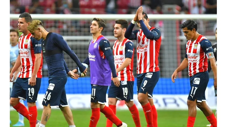 Chivas se prepara enfrentar a Necaxa.