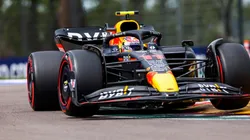 Checo Pérez durante la carrera sprint de Emilia-Romaña