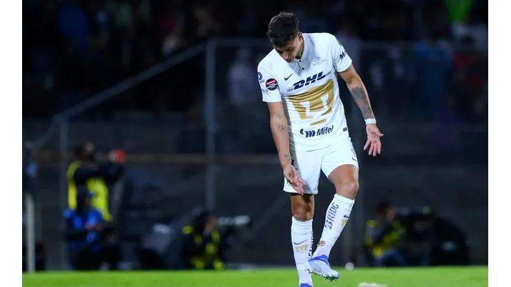 Pumas vs Seattle: Dura acusación de Dinenno a uno de los árbitros