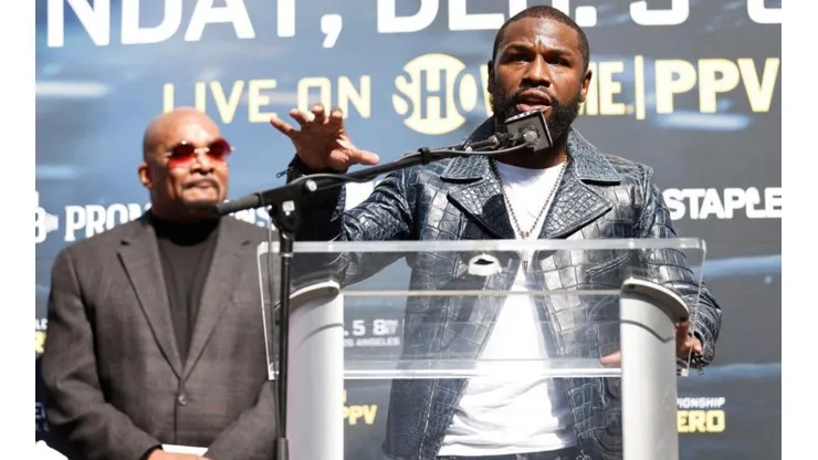 Castillo acusó de robarle su victoria a Floyd Mayweather