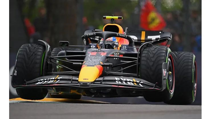 Checo Pérez durante el fin de semana del GP de Emilia-Romaña