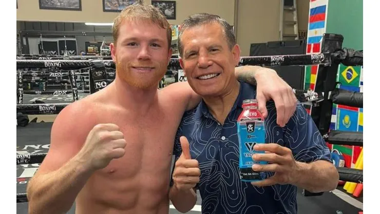Canelo recibió la visita de Chávez.