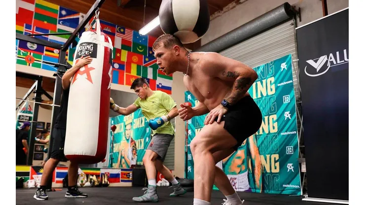 Canelo Álvarez explicó por qué es diferente a los grandes campeones de toda la historia del boxeo