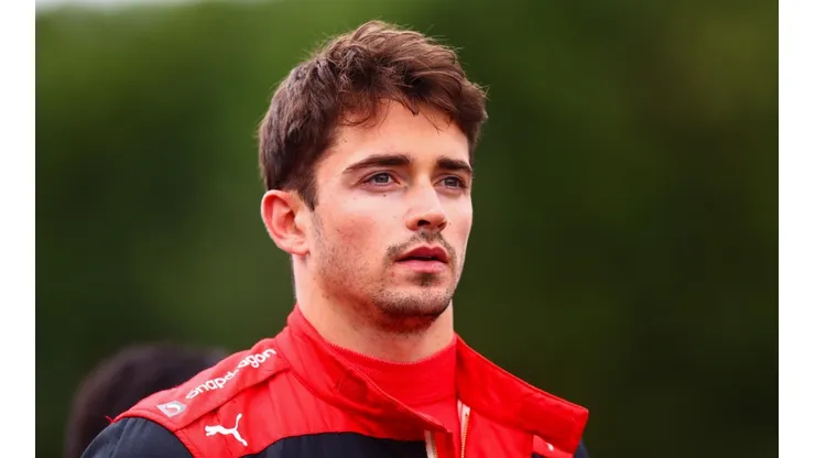 Charles Leclerc, resignado tras el GP de Imola.