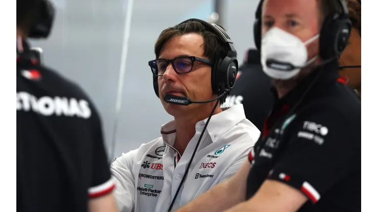 Toto Wolff y Mercedes, relegados en Emilia Romaña.