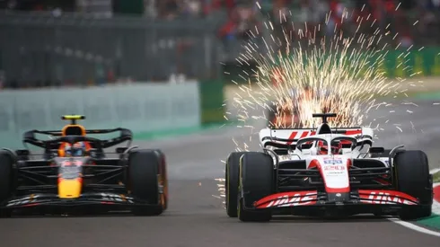 Checo Pérez y su enorme maniobra.