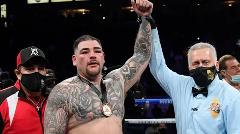 Ruiz decidió irse con Nodal de fiesta en Las Vegas