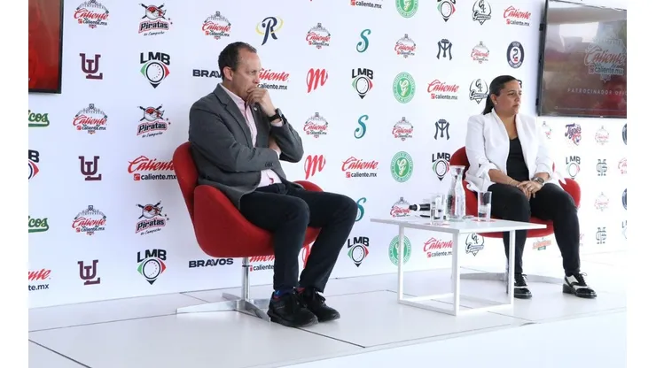 Horacio de la Vega y Fernanda Sainz presentaron la Temporada Caliente.Mx 2022 de la MLB.