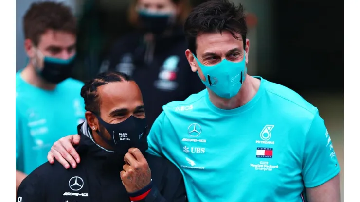 Las declaraciones de Toto Wolff harán explotar a Lewis Hamilton de impotencia