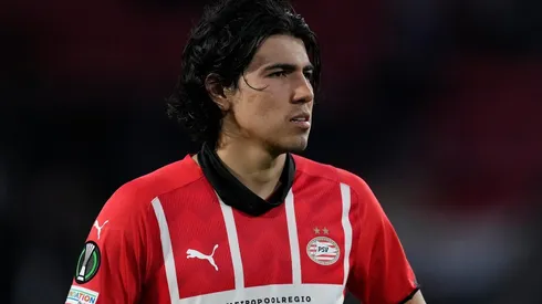 El mexicano ha sufrido diversas lesiones desde su arribo a Holanda