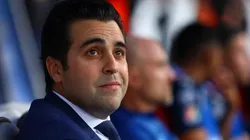 OFICIAL: Leaño es cesado como DT de Chivas