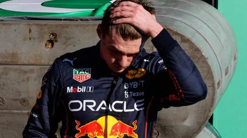 Max Verstappen, preocupado por los problemas en su monoplaza.