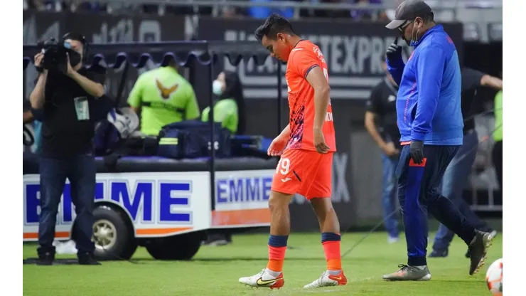 La peor noticia para Cruz Azul: Se confirma la dura lesión de Charly Rodríguez