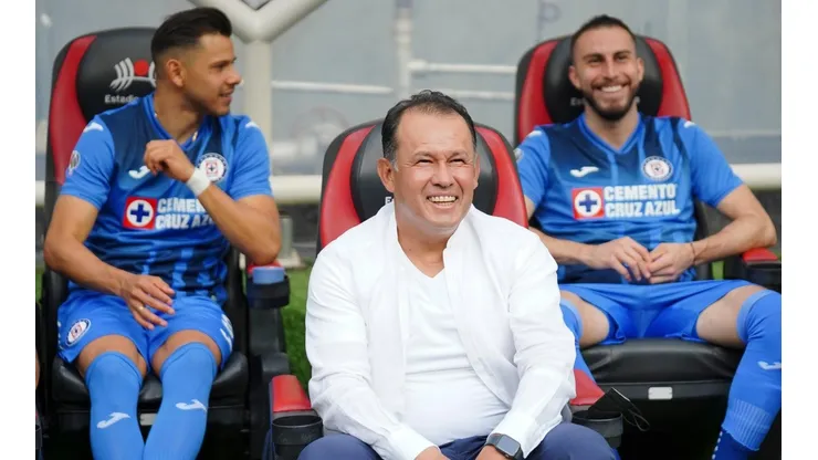 Juan Reynoso piensa en Mazatlán.