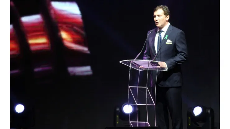 Alejandro Domínguez en un sorteo de Copa Libertadores.