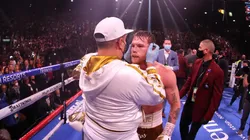 ¡Histórico para el boxeo mexicano! Canelo Álvarez y Eddy Reynoso conquistaron la Triple Corona