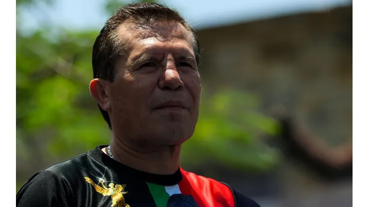 El blooper de Chávez con Memo Ochoa.