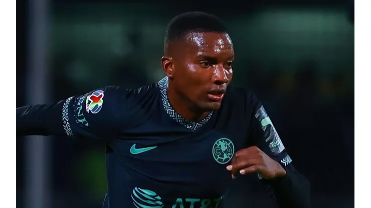 Juan Otero causa baja en el América.