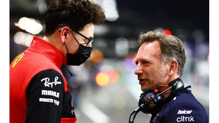 Mattia Binotto y Christian Horner, competidores directos en 2022.