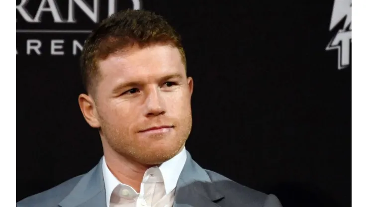 Llamtivo nombre Eddie Hearn a Canelo Álvarez.
