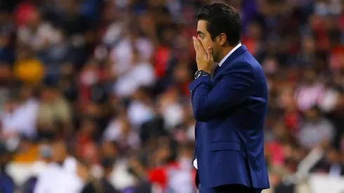 Sufre Leaño: Chivas anuncia la salida de un delantero