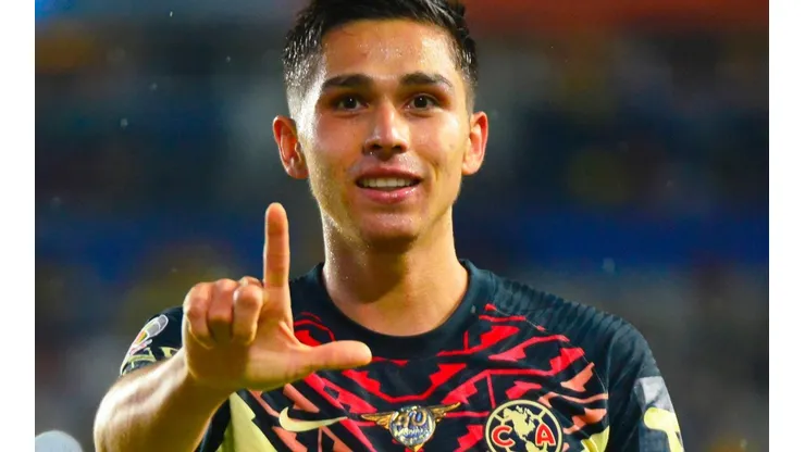 Salvador Reyes estuvo un torneo con Nicolás Larcamón.