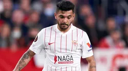 Tecatito Corona y un difícil duelo ante la Real Sociedad.