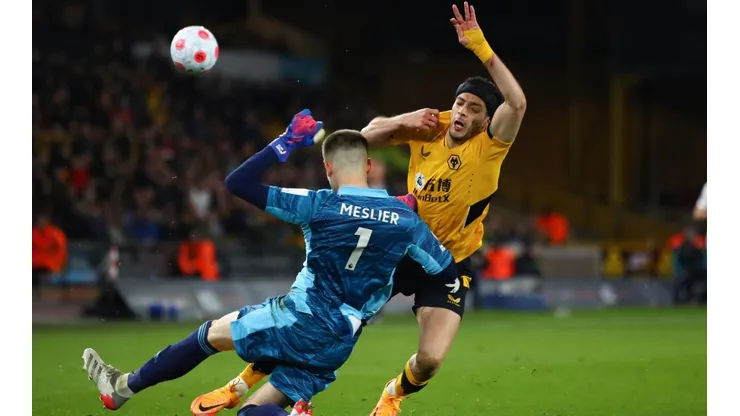 Raúl Jiménez fue expulsado por segunda vez en esta temporada de Premier League