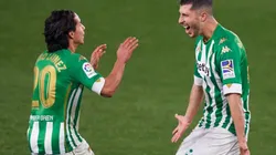 Guido Rodríguez defendió a Lainez en la Europa League.