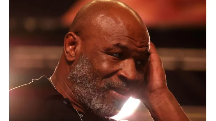 Tyson le dijo a Charlo que insulte a la madre de Canelo.