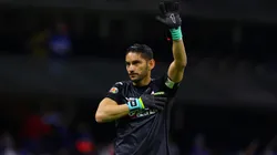 Corona se lesionó en el calentamiento.