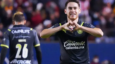 Duro tiro de Ángulo a Atlas.