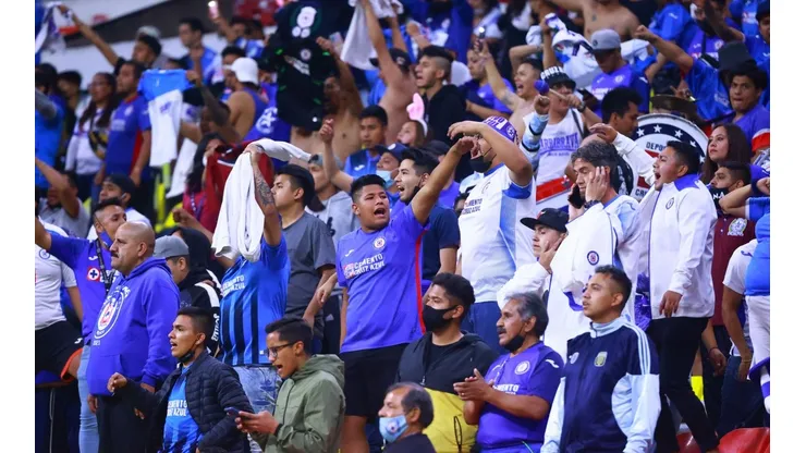 ¡La asistencia más baja como local! Los argumentos de la afición de Cruz Azul