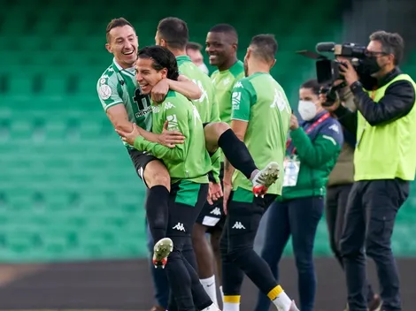 ¿Qué se come? Guardado y Lainez recibieron una visita muy especial