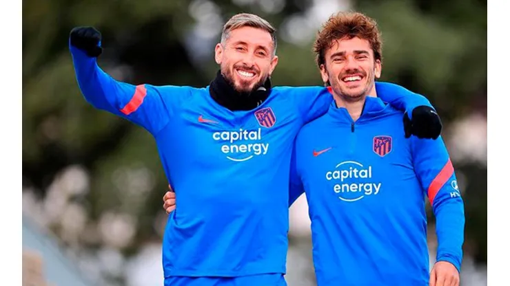 Héctor Herrera logró que Antoine Griezmann forme parte de su Team