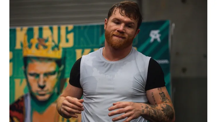 ¡Qué decepción! La pelea entre Canelo y Bivol sería sin títulos en juego