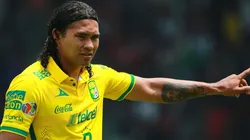 La razón por la que se cayó el traspaso de Gullit Peña a la USL