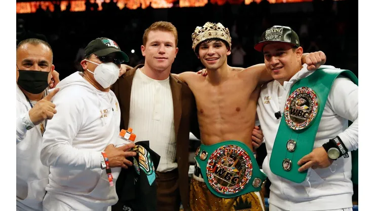 Canelo opinó sobre la ruptura de Ryan García con Eddy Reynoso