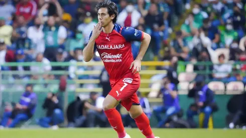 Canterano de Chivas destrozó a JJ por estar "inflado"