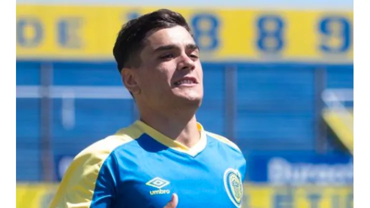 Luca Martínez Dupuy juega para Rosario Central desde 2020.