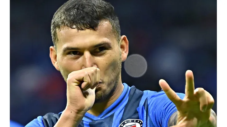 Juan Escobar causa baja en Cruz Azul.