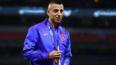 Roberto Alvarado dio detalles de lo que fue su salida de Cruz Azul