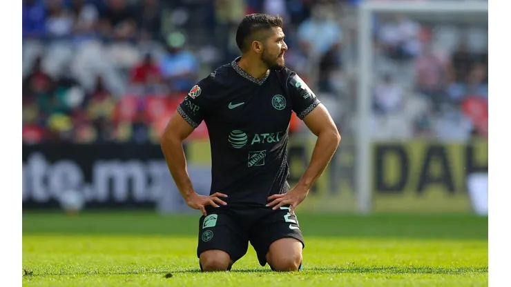 ¿Quién reemplazaría a Henry Martín en la alineación titular?