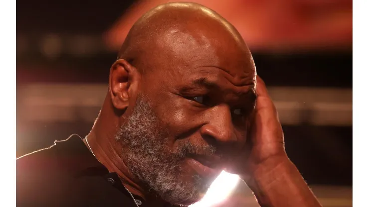Mike Tyson criticó a Canelo.