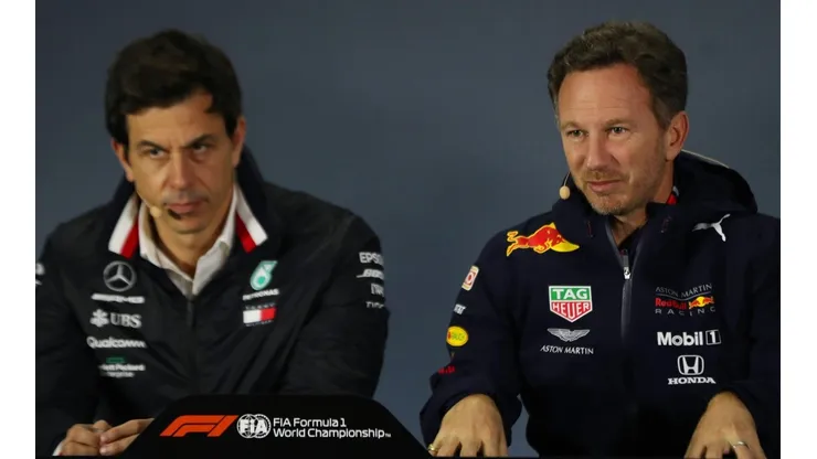 Christian Horner y un dardo envenenado para Mercedes y Toto Wolff.